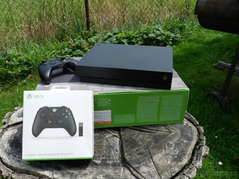 Xbox One X 1TB - 2