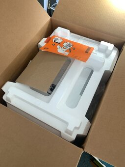 HP LaserJet m506dn - 2