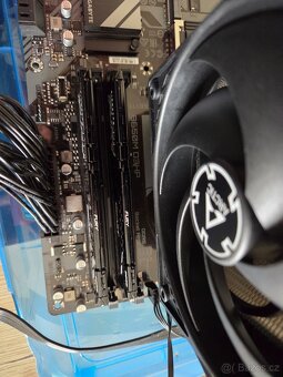 AMD Ryzen 5 7600X - 2