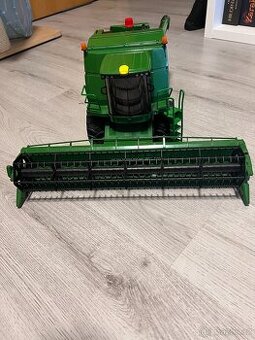 Bruder Kombajn John Deere - 2