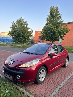 Peugeot 207, najeto 74000km - 2