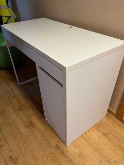 Psaci stul Micke Ikea - 2
