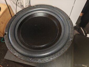 Eminence LAB12 reproduktor 12", 400W 6 Ohmů, 25Hz - 2