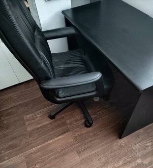 Kancelářské křeslo a stůl, bez vad - 2
