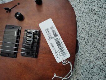 Elektrická kytara Ibanez GIO Walnut - 2