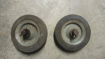 Pojezdová kolečka pogumovaná - 2