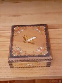 retro dřevěná krabička na cigarety - 2