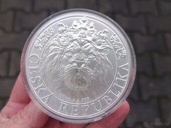 Stříbrná 10 oz investiční mince Český lev 2022 stand, 311gr. - 2