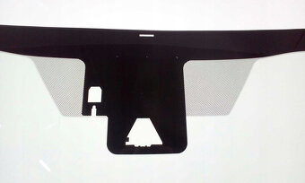 Toyota Yaris Cross čelní sklo - 2