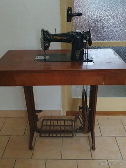 Šicí stroj Minerva MB 122 - 2
