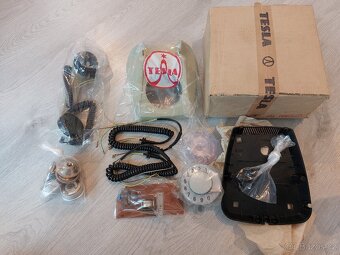 Sběratelský kus - TESLA - Stolní telefon - 2