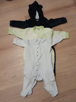 Oblečení pro miminko 6-9 měsíců - 2