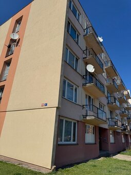 Prodej bytu 2+kk s balkonem (38m2), Sezimovo Ústí II - ul. D - 2