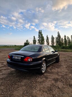 Jaguar X-Type 2.0D (2007) – 270 000 km – cena k jednání
- 2
