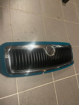Predám originál prednú masku na Škoda Fabia 1 v zelene - 2