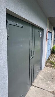 Komplet zrekonstruovaná garáž 23m2 - 2