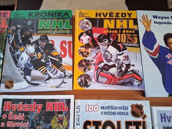 Knihy o Hokeji NHL apod... - 2