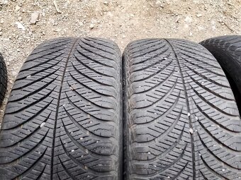215/55/17 94v Goodyear - celoroční pneu 4ks - 2