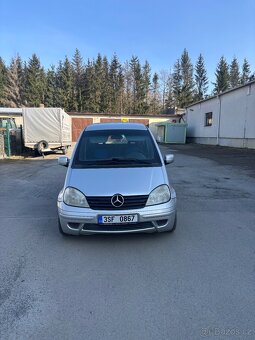 Mercedes Benz Vaneo - 2