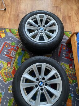 kola zimni r17 original bmw f10 s pneu dunlop na sezonu - 2
