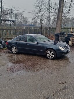 MB E Class W211 220CDI r.v.03 646.951 90kw, modrá metal, man - 2