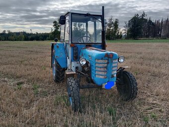 Zetor 3011 bez TP na opravu - 2