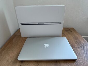 MacBook Pro Retina 15" mid 2015 i7, 16GB RAM, SSD 256GB - 2