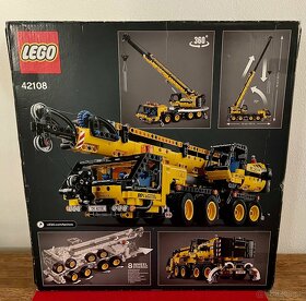 Lego 42108 Mobile Crane - 2