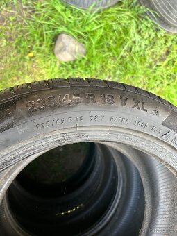 4x zimní pneu Continental 235/45R18 V XL - 2