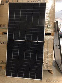 Solární panel 565wp Huasun bifacial Silver/ frame - 2