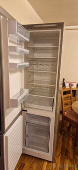 Lednička s mrazákem Bosch - 2