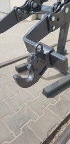 universální přední tříboový závěs 1,1 t - 2