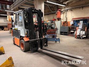 Půjčovna nůžkových plošin a vzv - 2