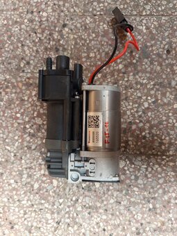 BMW X5 kompresor - 2