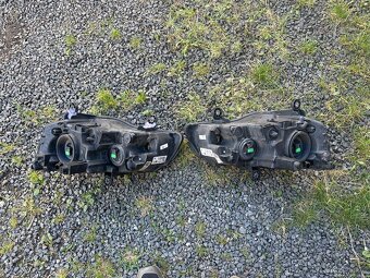 Světla Dodge Grand Caravan - 2