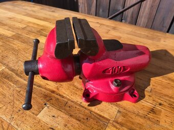 Svěrák York 100 - 2