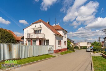 Prodej, rodinný dům, podlahová plocha 224 m2, Uherské Hradiš - 2