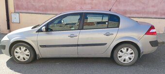 Renault Megane 2 ( druhá generace ) 1.6 benzín - 2