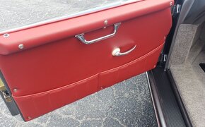Porsche 356 Speedster Replica - vnitrni madla dveri - 2