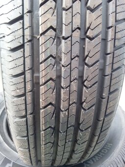 215/70R16 100H. Sunfull - 2