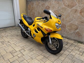 Suzuki GSX 600 35kw - 2