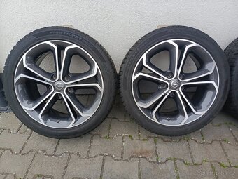 KOMPLETNÍ ZIMNÍ KOLA OPEL CORSA OPC 215/45 R1 - 2