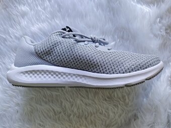BOTY EU 41, Under Armour Charged Pursuit 3 3024878-104 - 2