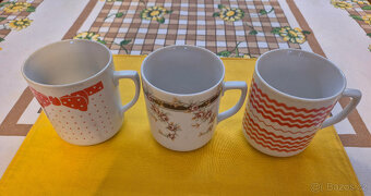 Hrnky porcelánové sběratelské - 2