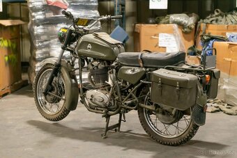 3x vojenské moto - 2