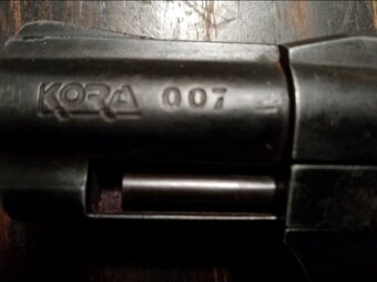 Plynová pistole-revolver KORA Brno 9mm 380K - 2