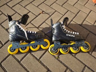 Inline brusle CCM TACKS RH 9350,SENIOR 7D,vel.42 - 2