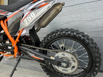 Pitbike 250cc kola 21 18 - 2