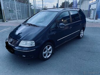 VW Sharan 1,9Tdi 85Kw.4x4 7Míst Edice Family ČR. - 2