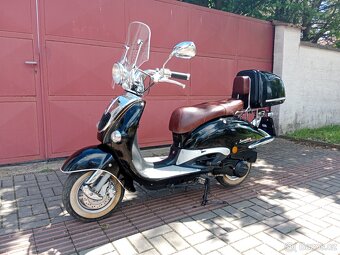 Skútr 125 retro - 2